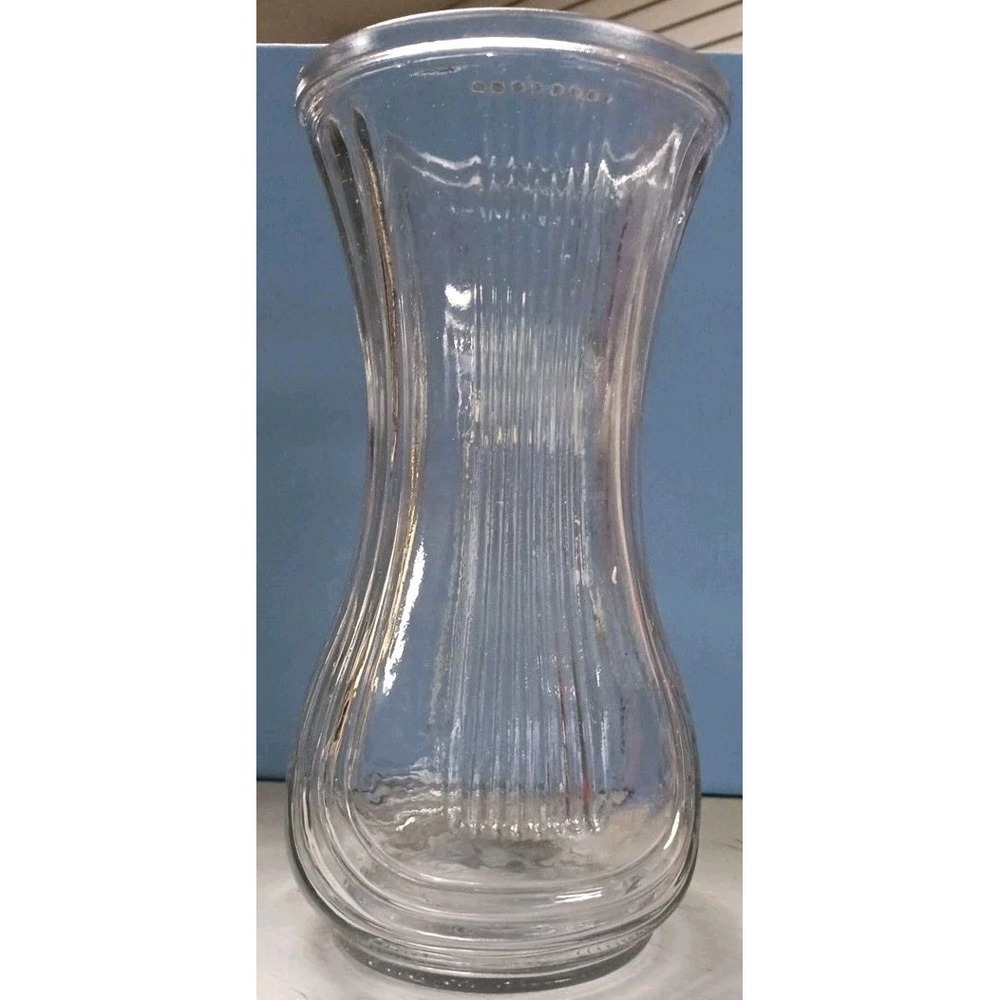 Vintage Large Hoosier Clear Fluted Glass Vase #4086-B on Bottom, 8-1/2" Tall - Picture 7 of 11